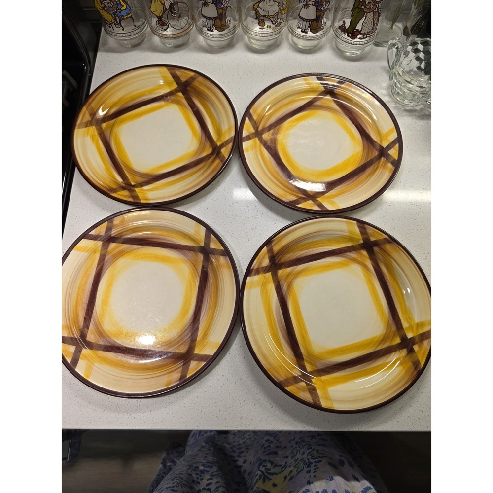 4 Vernon Kilns Organdie Hand Painted 9-3/4"W Dinner Plates.